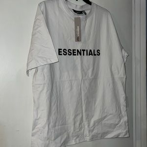 Essentials TShirt  Fear Of God 2XL White Graphic logo